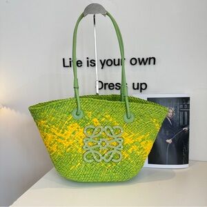 LOEWE 50x25x28cm straw bag